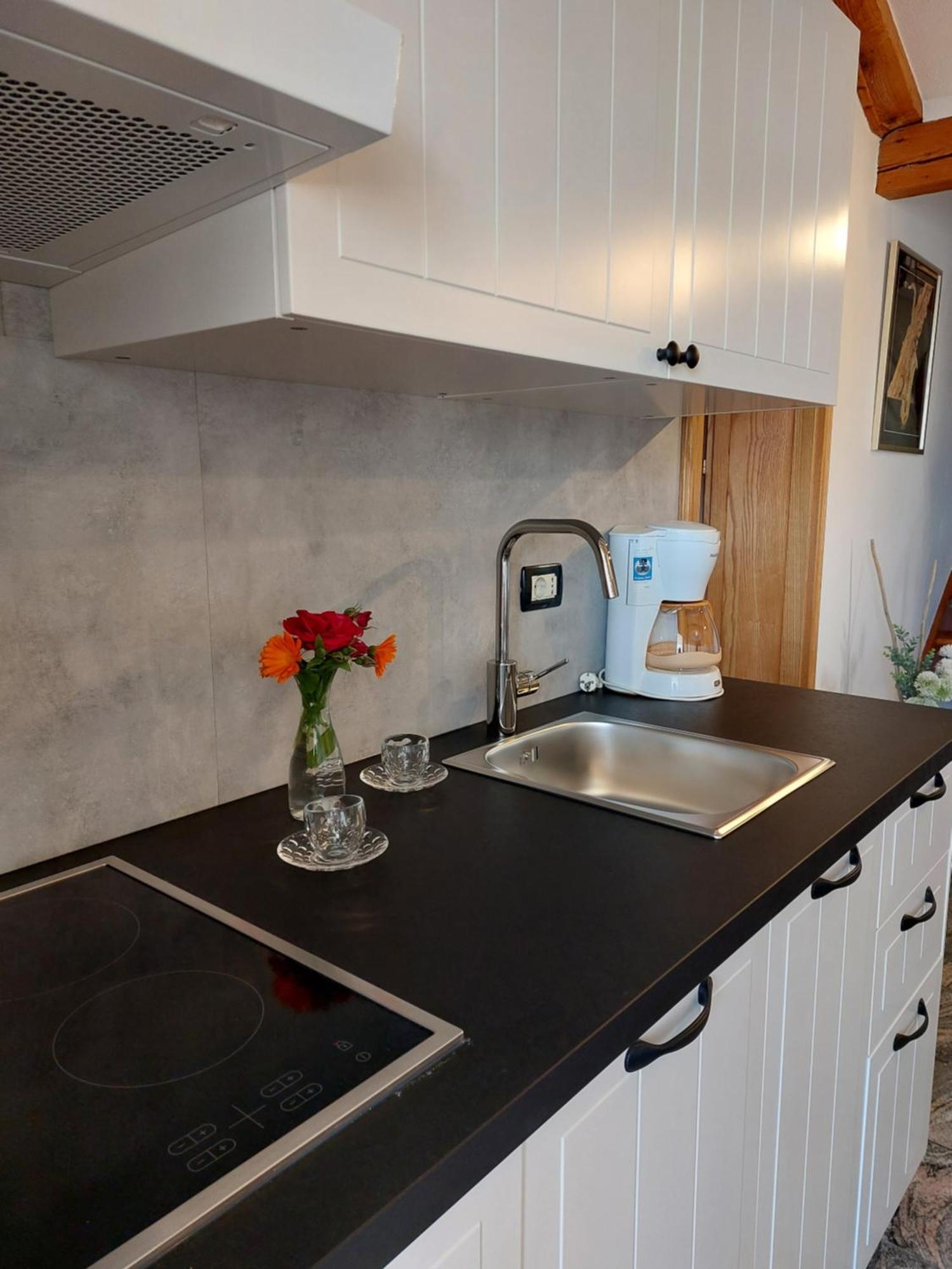 Guesthouse Mila Ровинь Экстерьер фото